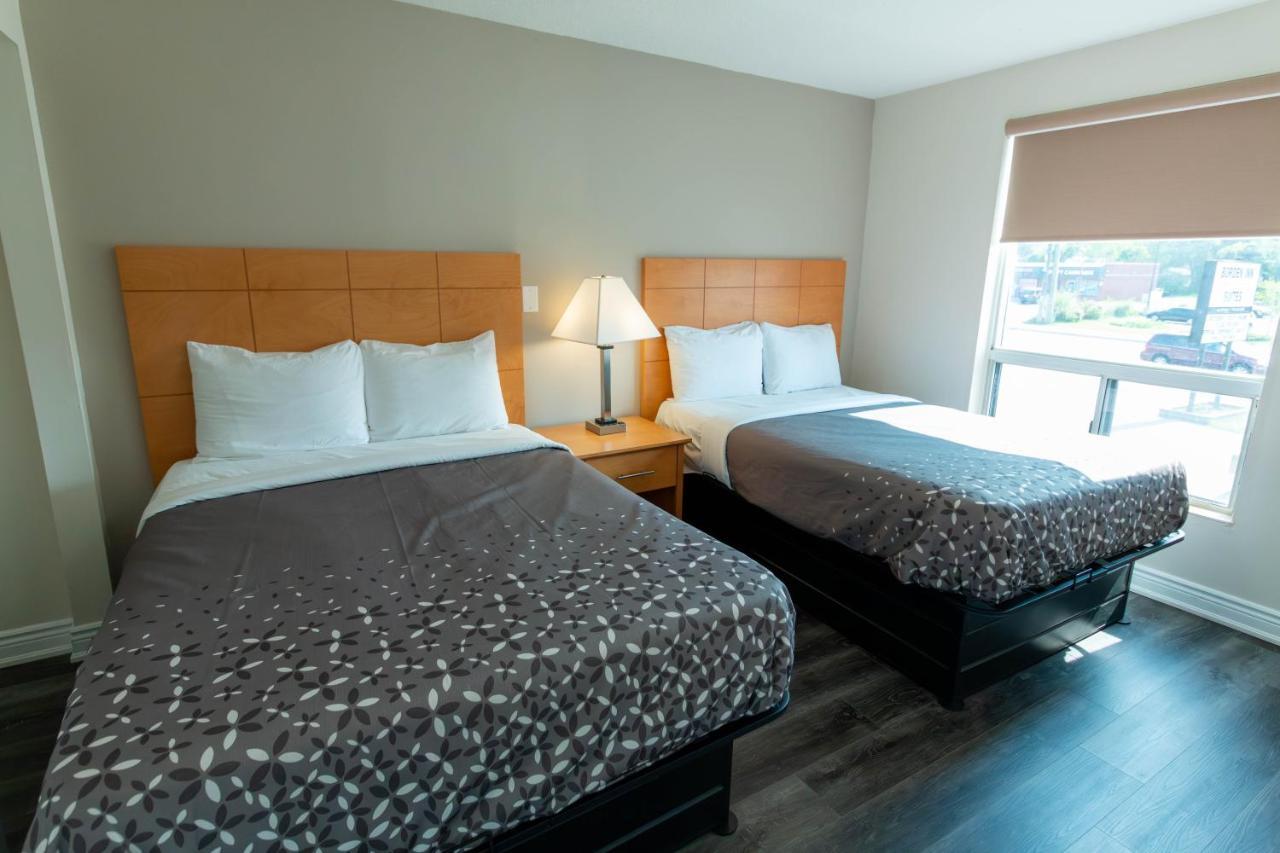Borden Inn And Suites Angus Exterior foto